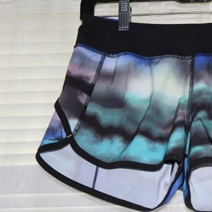 IVIVVA Multi Colored Shorts